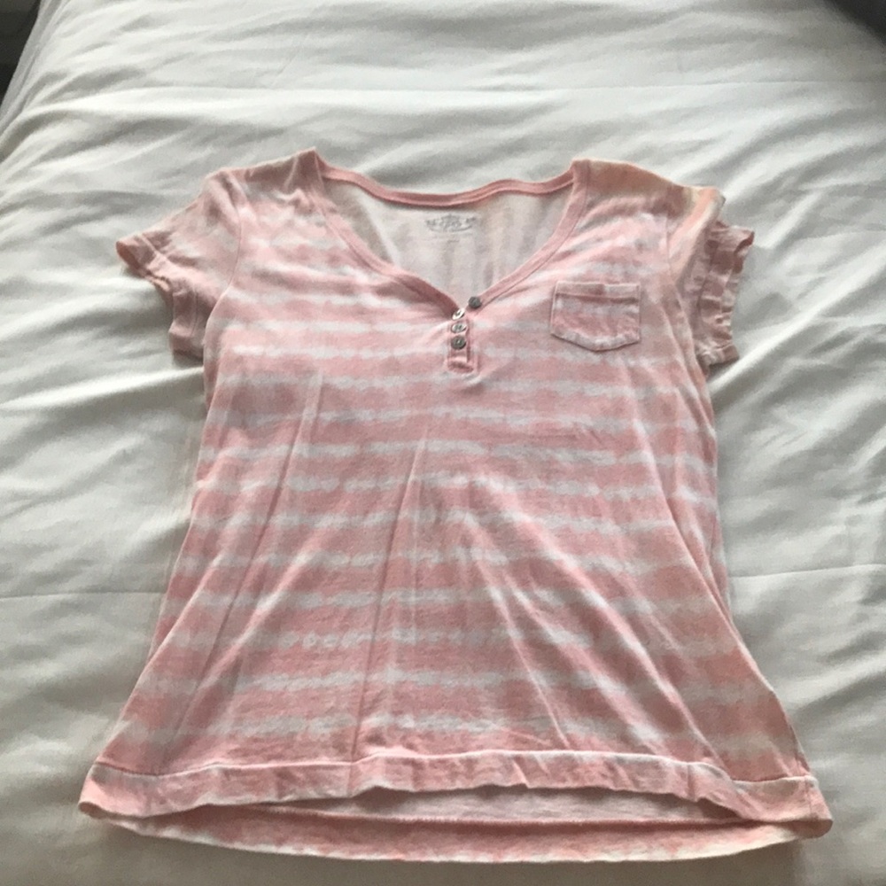 Cute pink t-shirt 👚